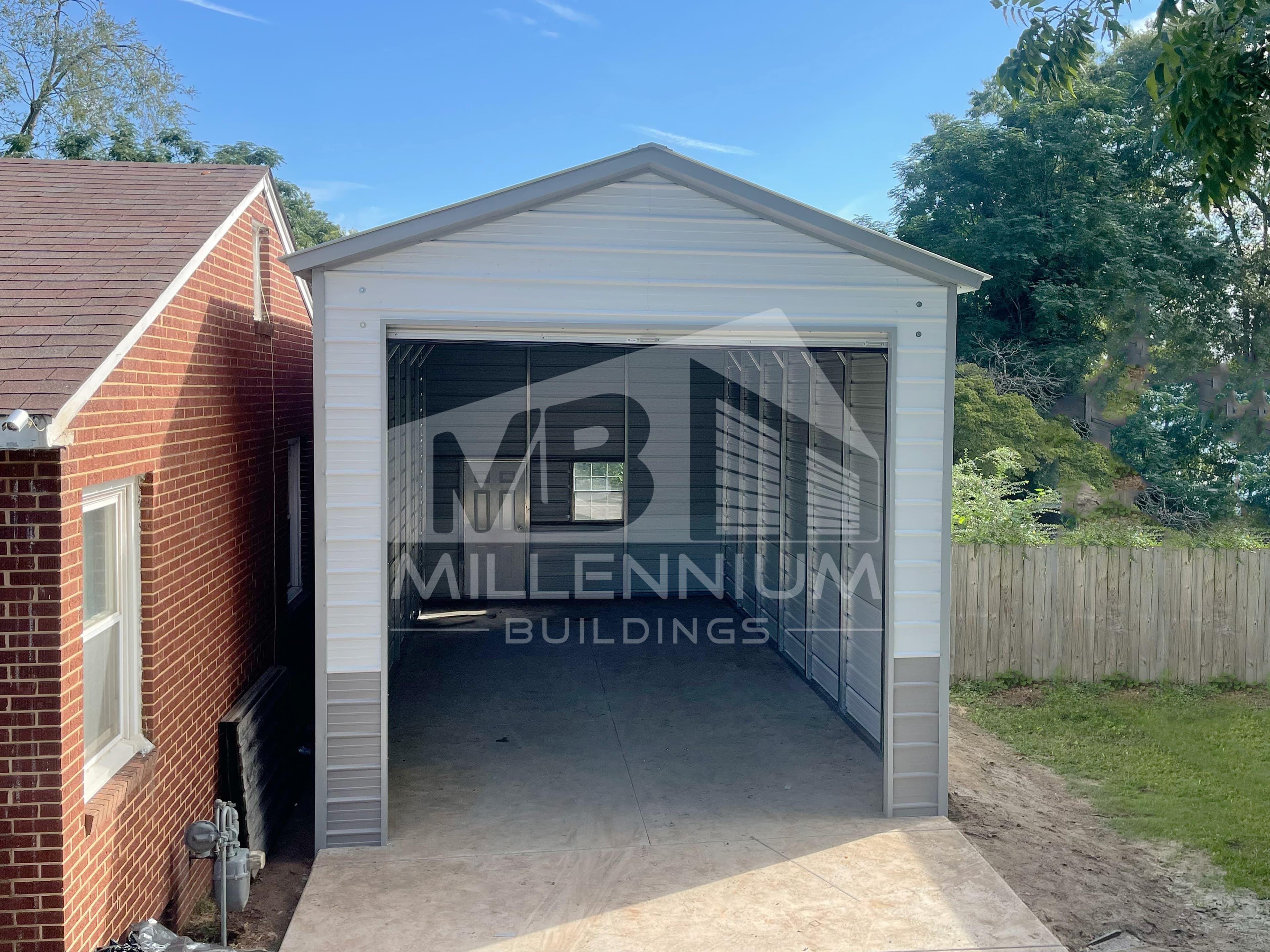 Fully Enclosed Garage 18’X30’X13′