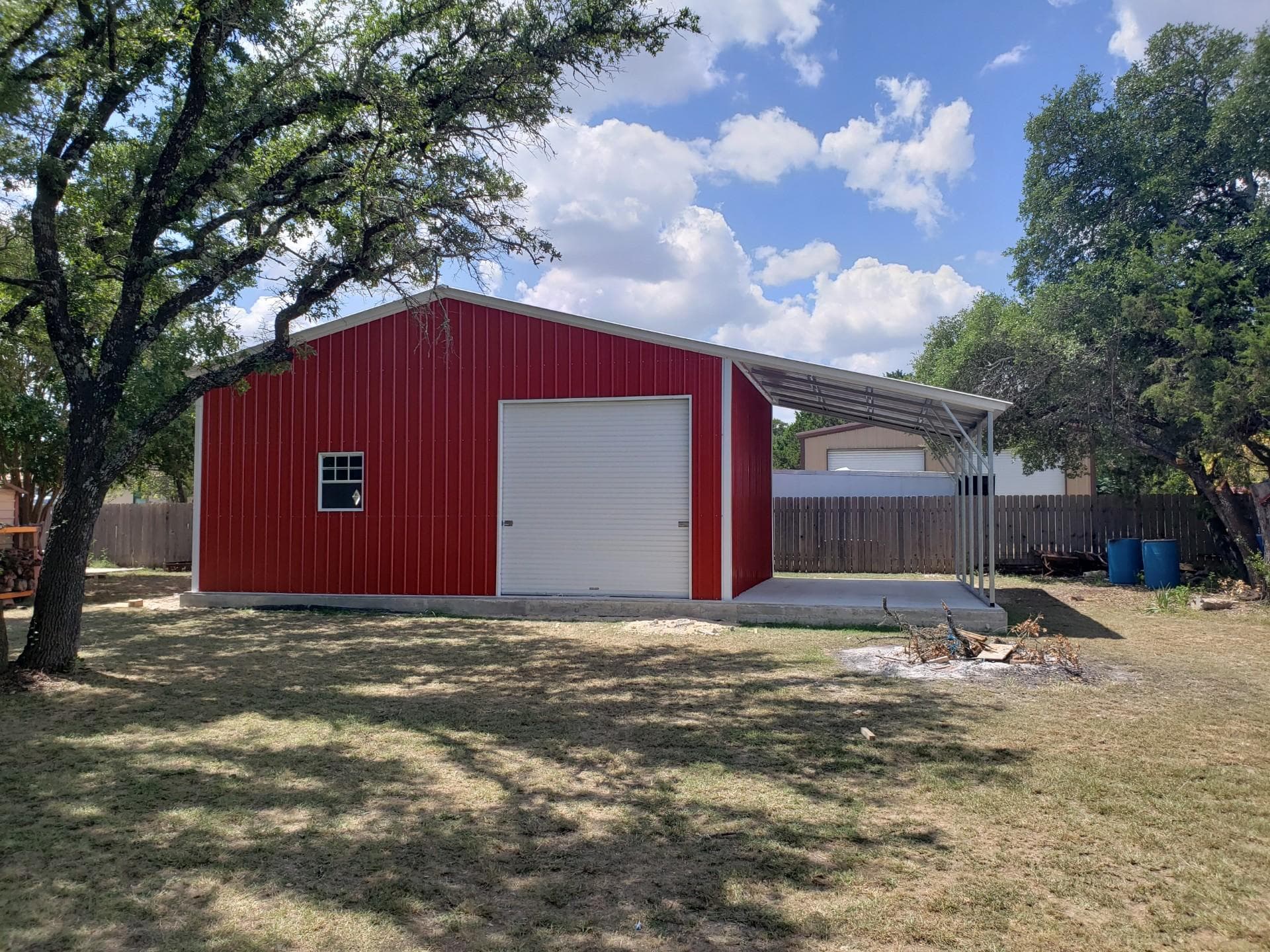 Fully Enclosed Barn 42′ Wide x 20′ Long x 12′ Tall