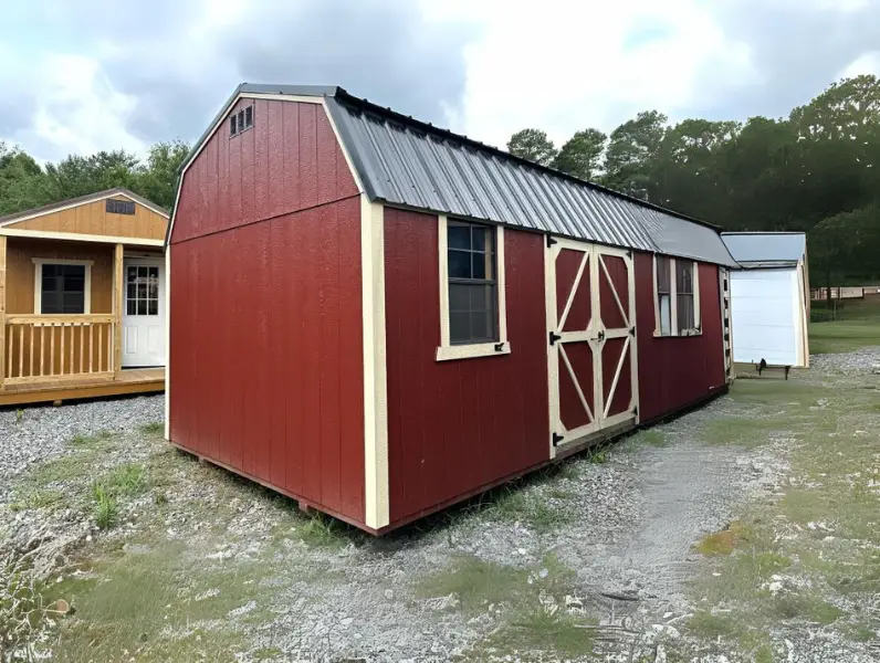 Barn Red Side Lofted Barn
