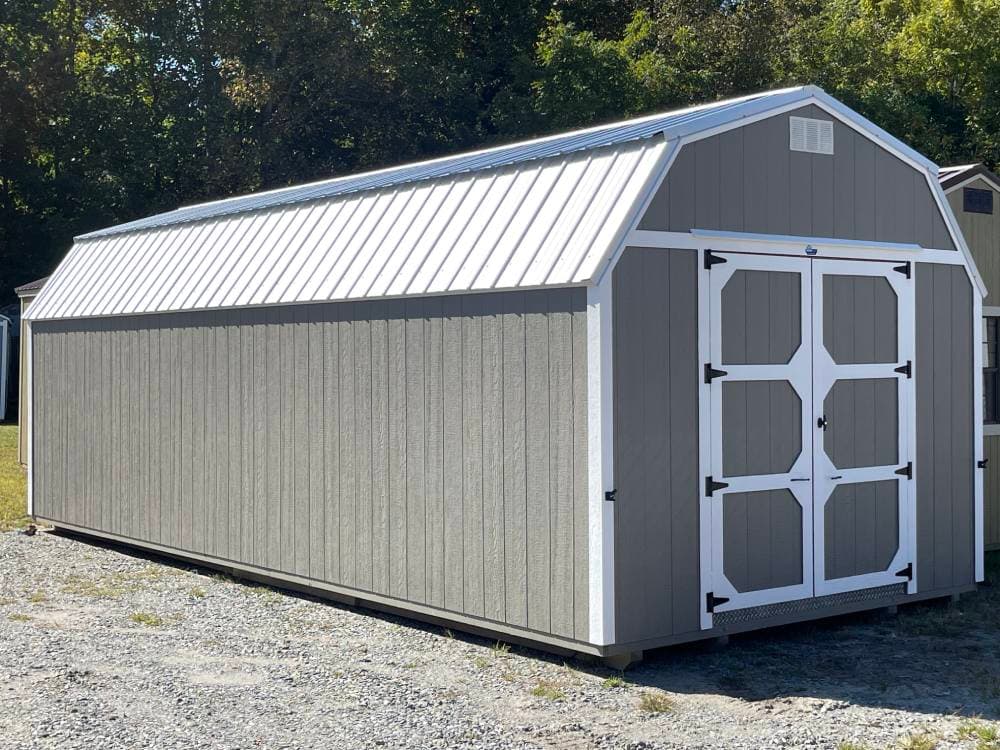 Smoke B-Lofted Barn