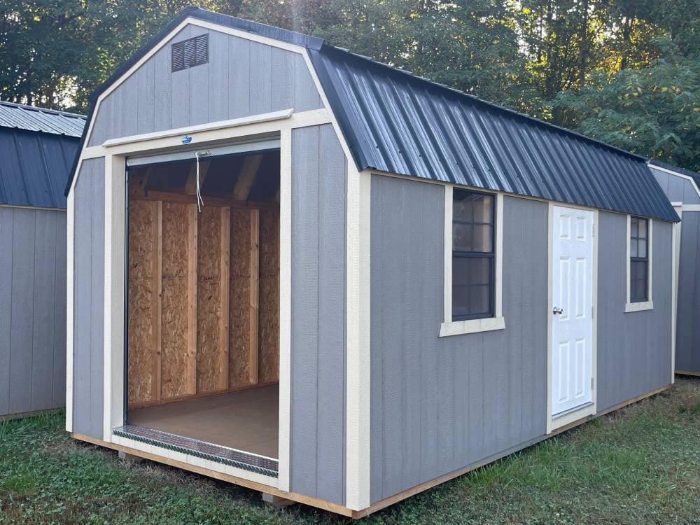 Smoke B-Lofted Side Barn