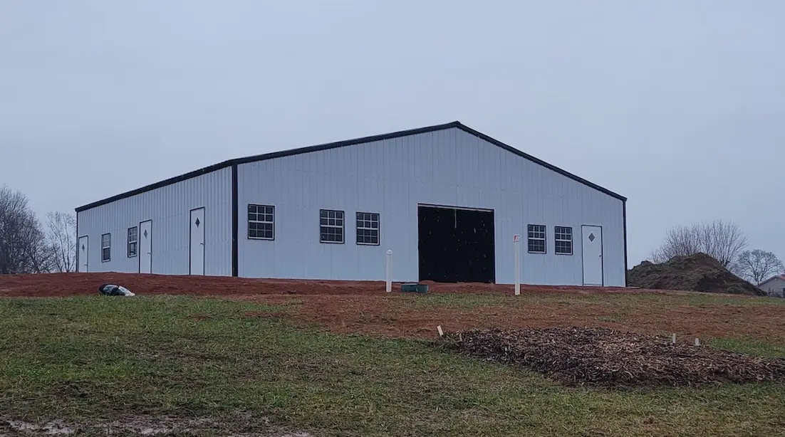 Discover 5 Industries That Benefit from Commercial Metal Buildings